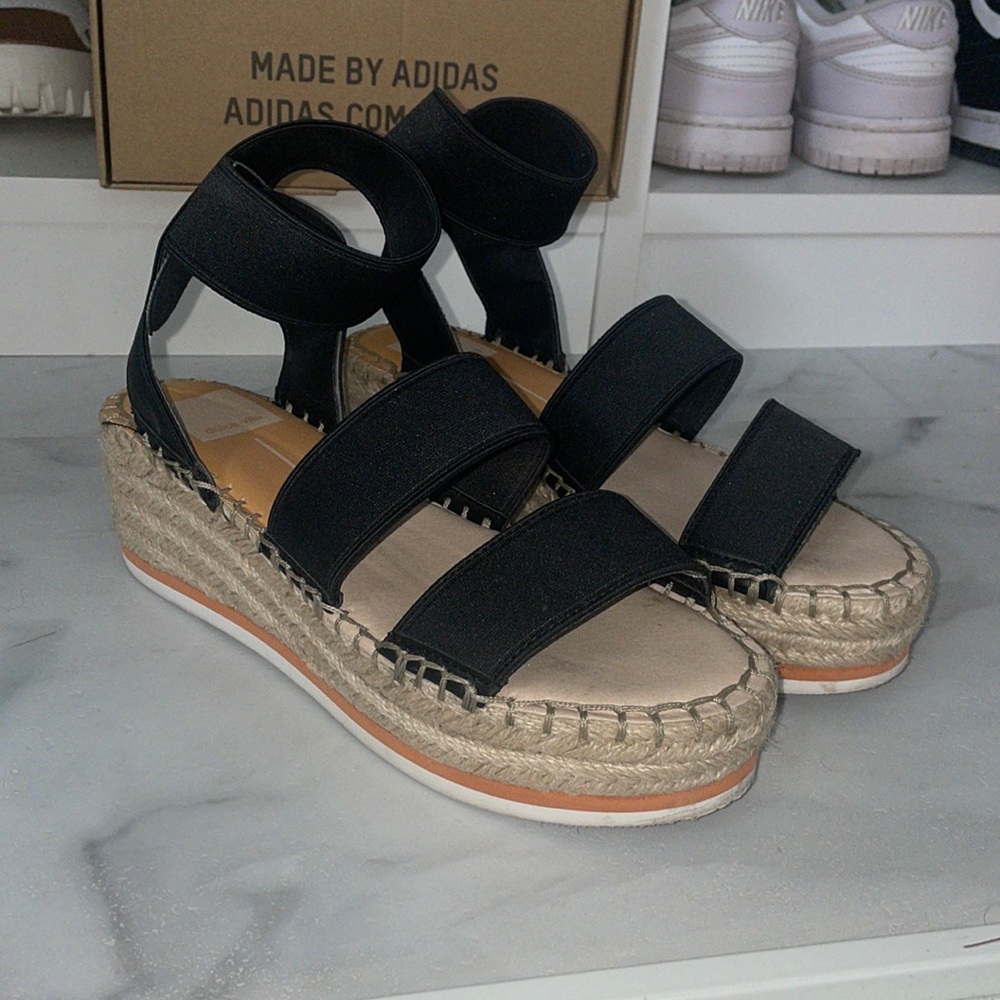 Black dolce vita platform sandals